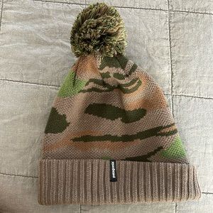 Patagonia children’s camo winter hat
